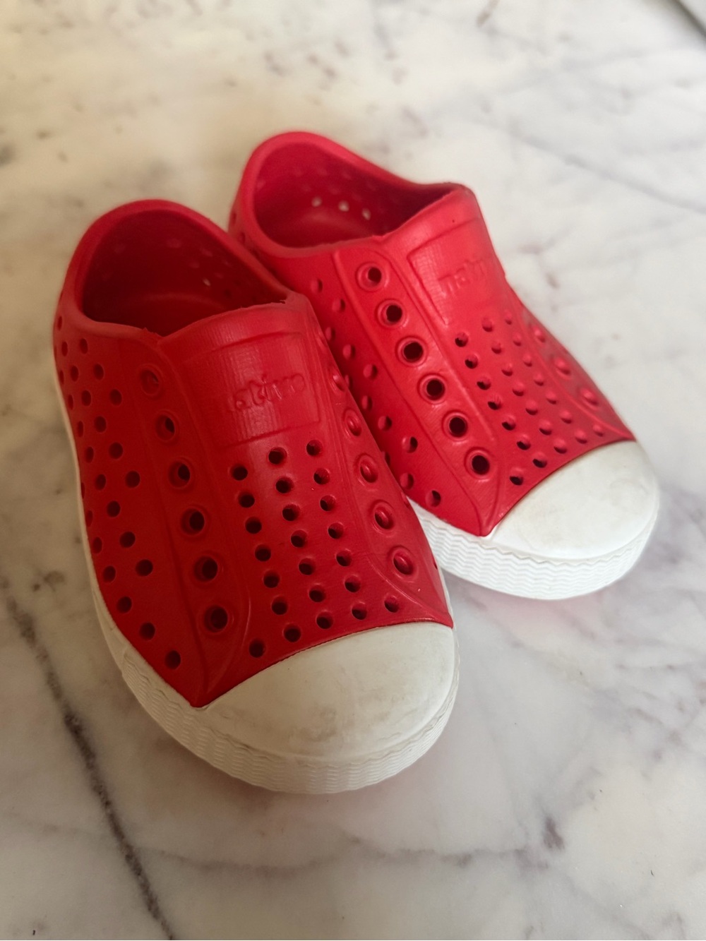 Native Kids Red Slip-On Water Sneakers with White Toe C5